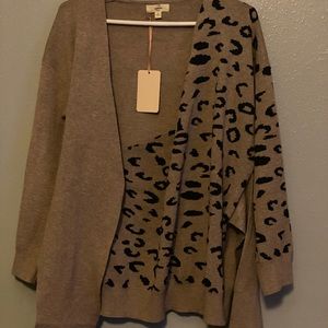 entro WOMENS sweater size M